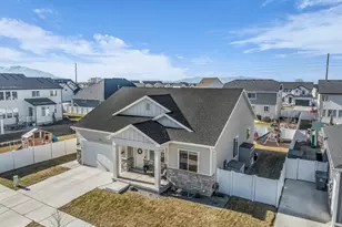 141 N Pinnacle Ave, Mapleton, UT 84664 - Photo 38