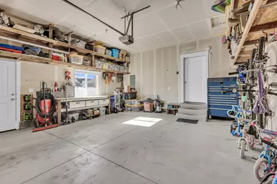 141 N Pinnacle Ave, Mapleton, UT 84664 - Photo 32