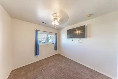 810 S 175 E, Layton, UT 84041 - Photo 24