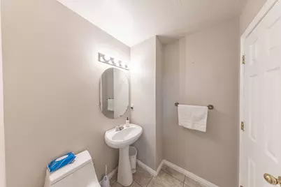 810 S 175 E, Layton, UT 84041 - Photo 14