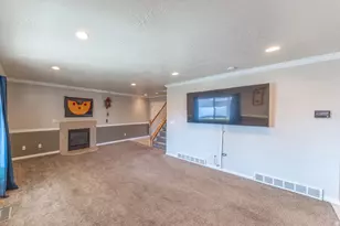 810 S 175 E, Layton, UT 84041 - Photo 6