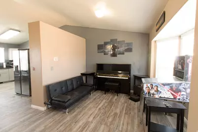 64 N 250 W, Clearfield, UT 84015 - Photo 2