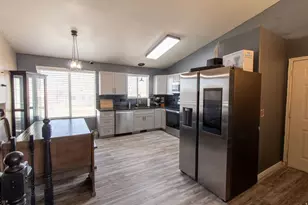 64 N 250 W, Clearfield, UT 84015 - Photo 8