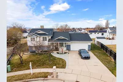 64 N 250 W, Clearfield, UT 84015 - Photo 2