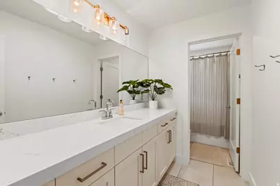 89 N 800 W, Springville, UT 84663 - Photo 22