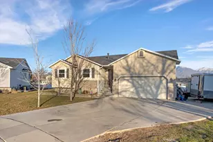 13237 S 2480 W, Riverton, UT 84065 - Photo 8
