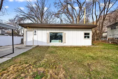 1090 Harrop St, Ogden, UT 84404 - Photo 2