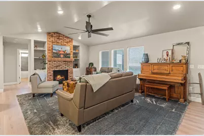 1075 S 800 E, Elsinore, UT 84724 - Photo 4