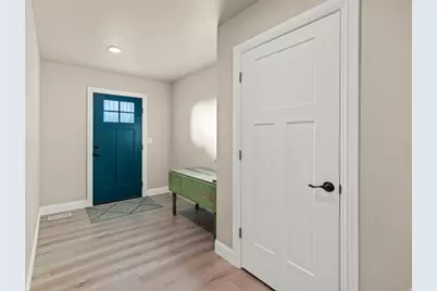 1075 S 800 E, Elsinore, UT 84724 - Photo 2