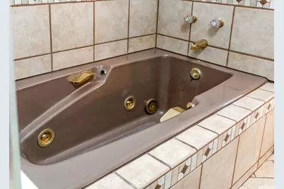 1090 N 3500 W, Vernal, UT 84078 - Photo 14