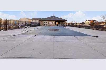 1090 W Stonehaven Dr, North Salt Lake, UT 84054 - Photo 30