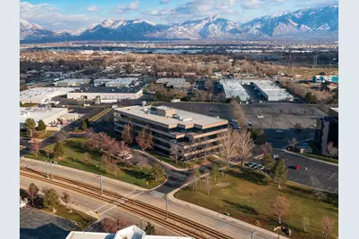 2835 S Decker Lake Dr W, West Valley, UT 84119 - Photo 32