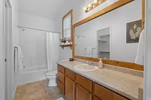 1102 W Kensington Dr, North Salt Lake, UT 84054 - Photo 18