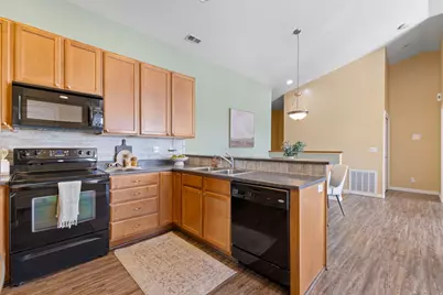 1102 W Kensington Dr, North Salt Lake, UT 84054 - Photo 10