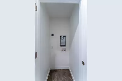 8333 S S Iris Lumi Ln W #Q204, Midvale, UT 84047 - Photo 8