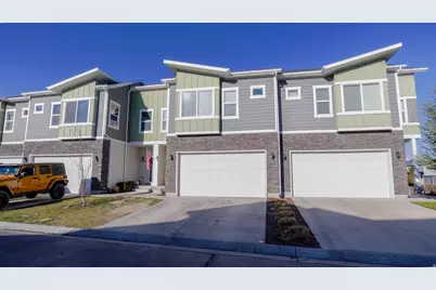 4259 E Hill View Dr, Eagle Mountain, UT 84005 - Photo 2