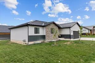 306 W 450 S, Ephraim, UT 84627 - Photo 1