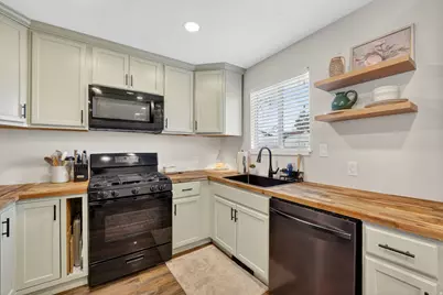 968 S 1000 E, Springville, UT 84663 - Photo 8