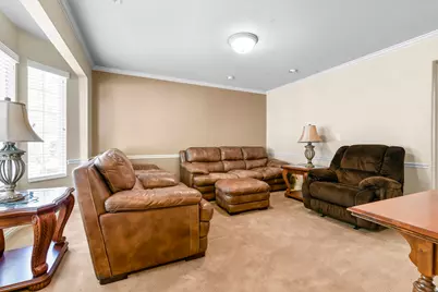 722 N 200 E #6, Provo, UT 84606 - Photo 2