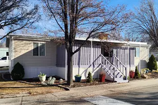 244 E Crescent Park Way, Sandy, UT 84070 - Photo 2