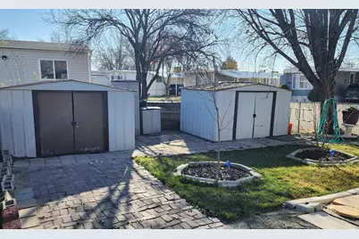 244 E Crescent Park Way #206, Sandy, UT 84070 - Photo 16