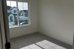 2414 W Santa Fe Dr, Mapleton, UT 84664 - Photo 14