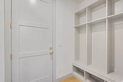 295 E 2050 S #1, Bountiful, UT 84010 - Photo 6