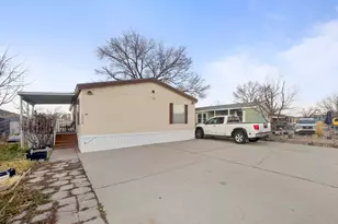7032 W Apaloosa Dr, West Valley, UT 84128 - Photo 28