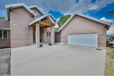 320 S Old Farm Ln E, Coalville, UT 84017 - Photo 4