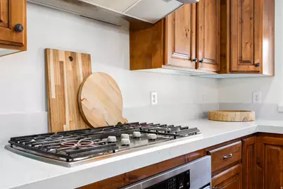 439 E Midlake Dr, Draper, UT 84020 - Photo 16