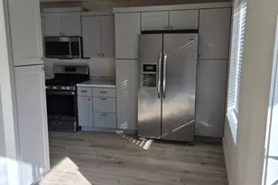 5553 S Willow Ln, Murray, UT 84107 - Photo 4