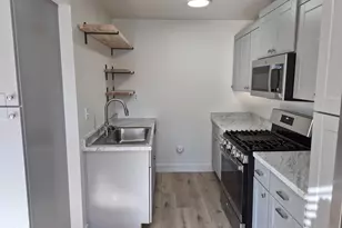 5553 S Willow Ln, Murray, UT 84107 - Photo 6