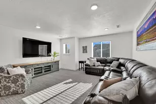 290 E 1825 N, North Ogden, UT 84414 - Photo 12