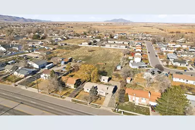 339 E Main St, Grantsville, UT 84029 - Photo 32