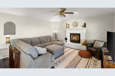 1127 N 3150 E, Layton, UT 84040 - Photo 14