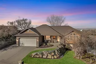 1127 N 3150 E, Layton, UT 84040 - Photo 2