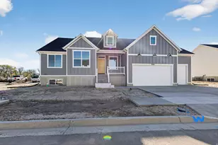 686 S 3500 W, West Weber, UT 84401 - Photo 2