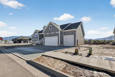 686 S 3500 W #215, West Weber, UT 84401 - Photo 4