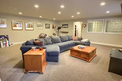 6171 S 1525 E, South Ogden, UT 84405 - Photo 20