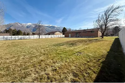 1974 E 7775 S, South Weber, UT 84405 - Photo 32