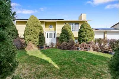 753 S 300 E, Layton, UT 84041 - Photo 2