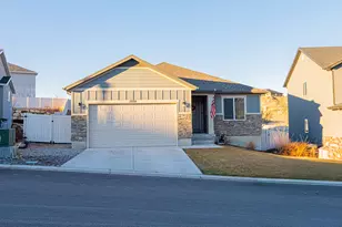 1666 W Foxberry Rd, Santaquin, UT 84655 - Photo 1