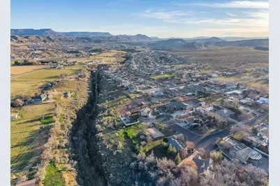 210 W Peachtree Dr, Toquerville, UT 84774 - Photo 38