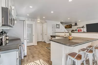 5203 W Courtly Ln S, Herriman, UT 84096 - Photo 8