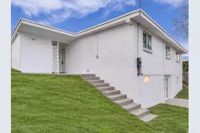 941 E Carnation Dr, Sandy, UT 84094 - Photo 14