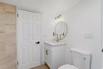 941 E Carnation Dr, Sandy, UT 84094 - Photo 12