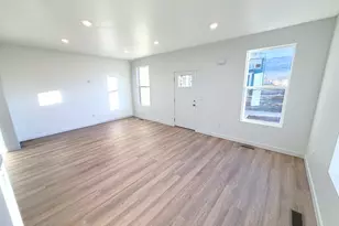 871 S Mathilda Dr, Saratoga Springs, UT 84045 - Photo 8