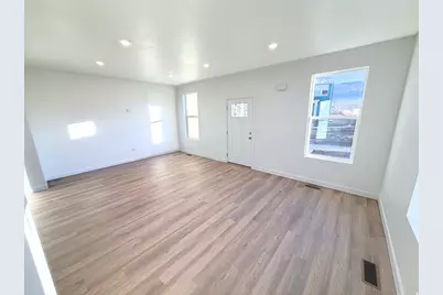 871 S Mathilda Dr #246, Saratoga Springs, UT 84045 - Photo 8