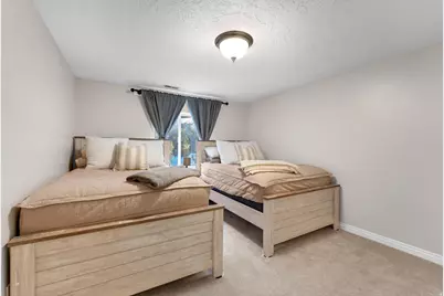 142 W 450 N, Lindon, UT 84042 - Photo 24