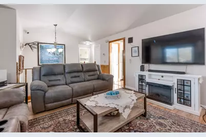 3981 W 6135 S, Taylorsville, UT 84129 - Photo 6